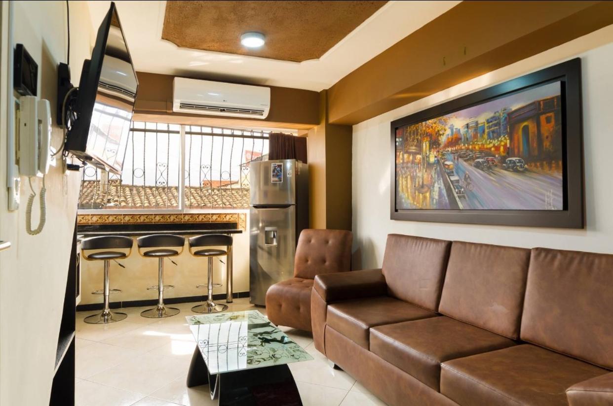 Apartamentos En El Poblado メデジン エクステリア 写真
