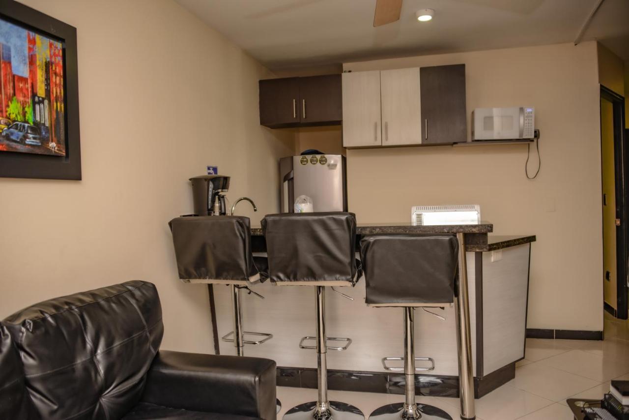 Apartamentos En El Poblado メデジン エクステリア 写真