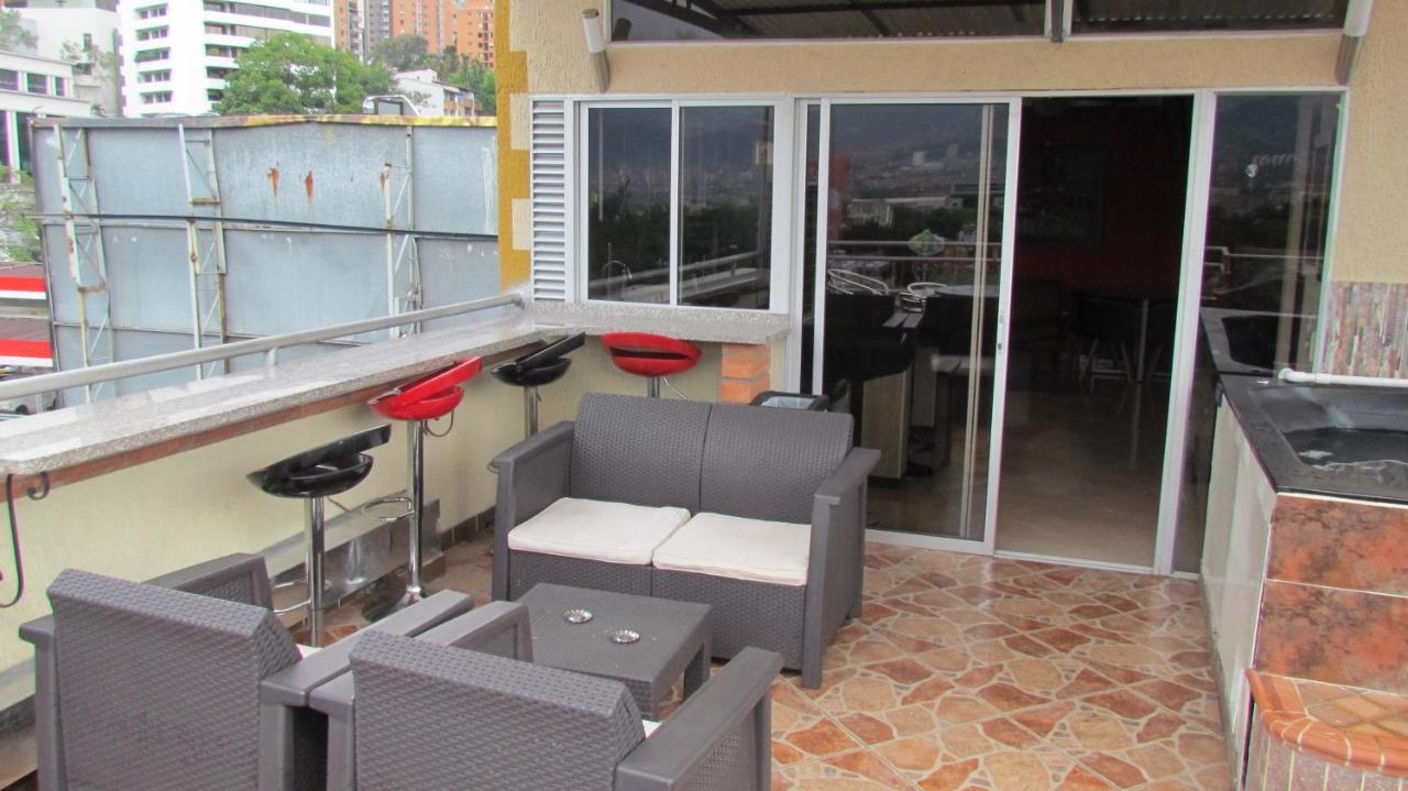 Apartamentos En El Poblado メデジン エクステリア 写真