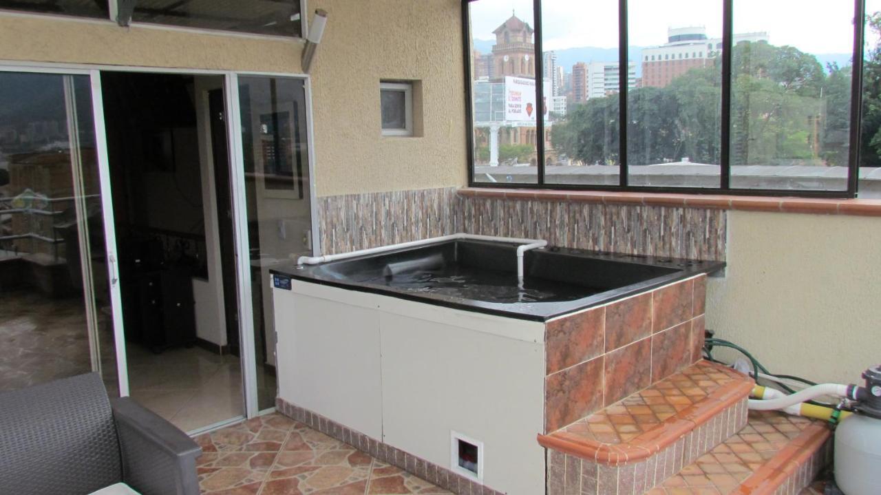 Apartamentos En El Poblado メデジン エクステリア 写真
