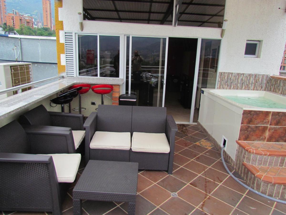 Apartamentos En El Poblado メデジン エクステリア 写真